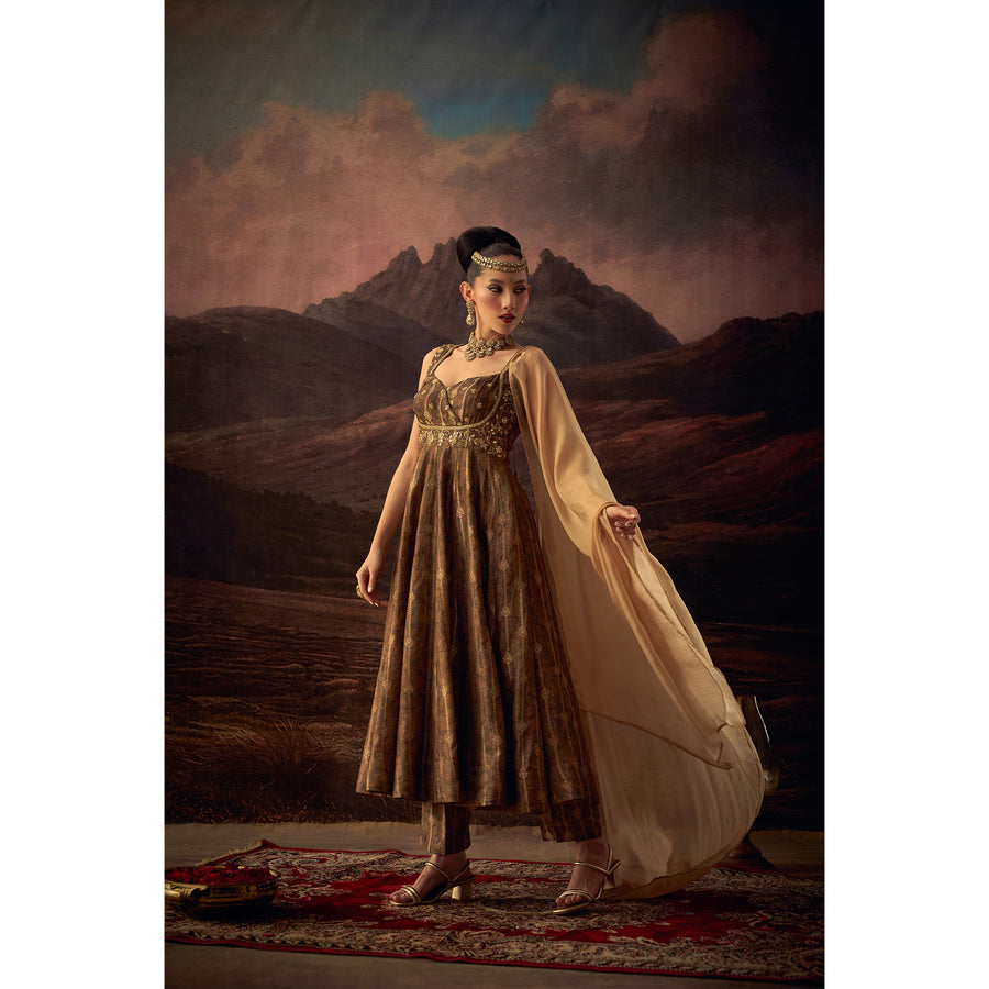 Noor-e-Zar – Jacquard Anarkali Suit Set