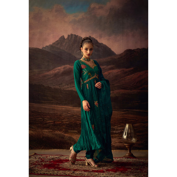 Emerald Noor – Hand-Embroidered Pleated Anarkali Set